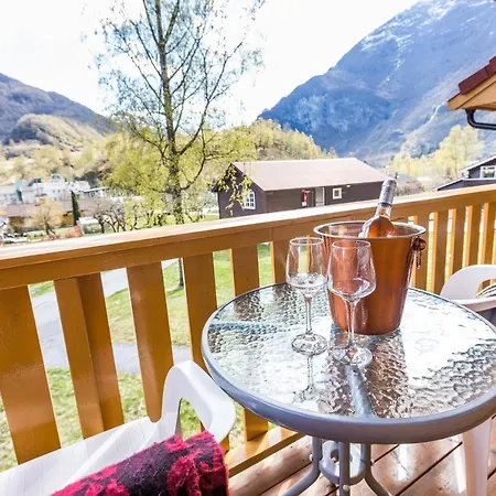 & Hostel Flåm