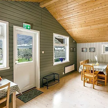 & Vandrarhem Flåm